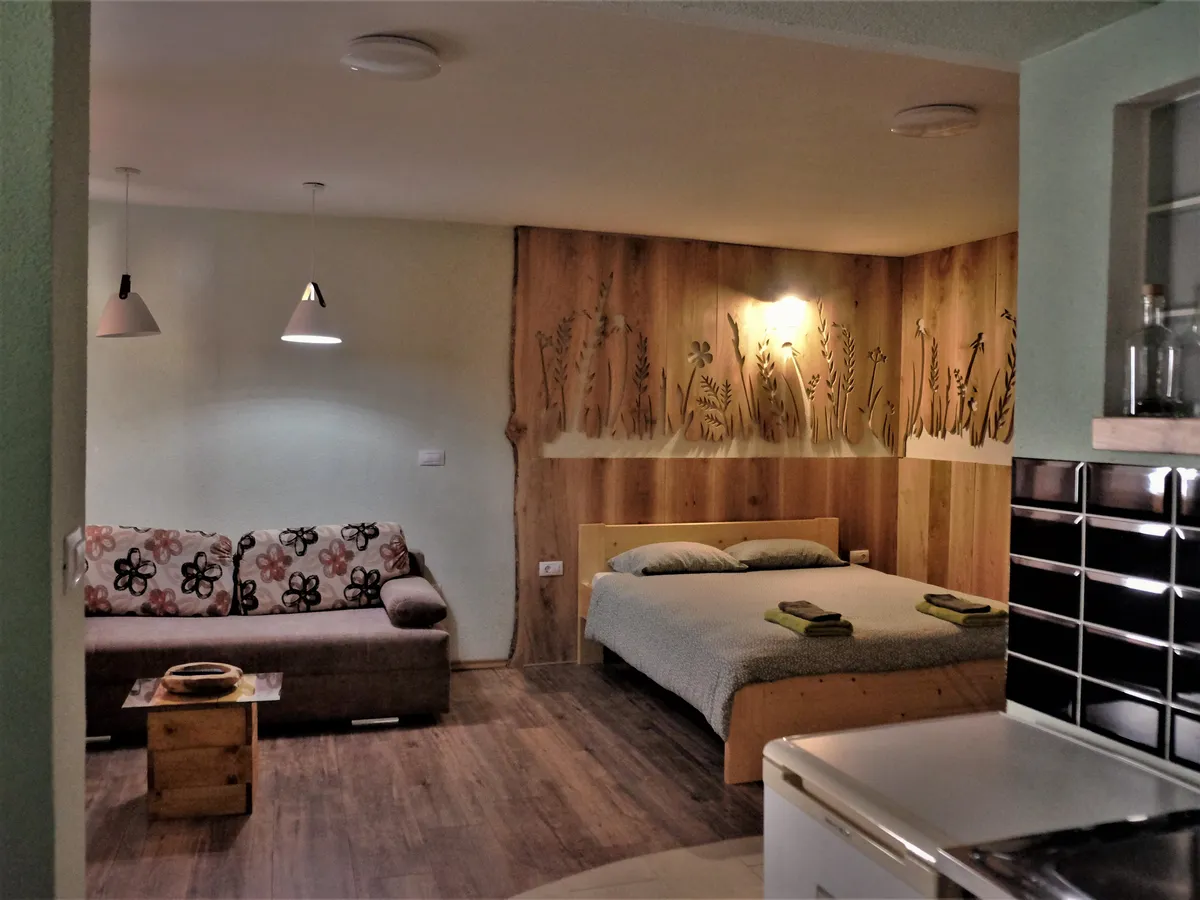RELAX - BOUTIQUE SOČA - spalnica v Tolminu